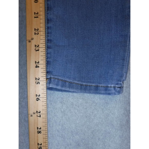 Ab solution Democracy jeans size 10 Cropped Light Blue Wash Low Rise - Picture 6 of 9
